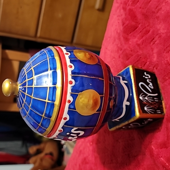 Las Vegas Paris Hot Air Balloon Drinking Mug Removable Lid Collectible Souvenir - Picture 2 of 12